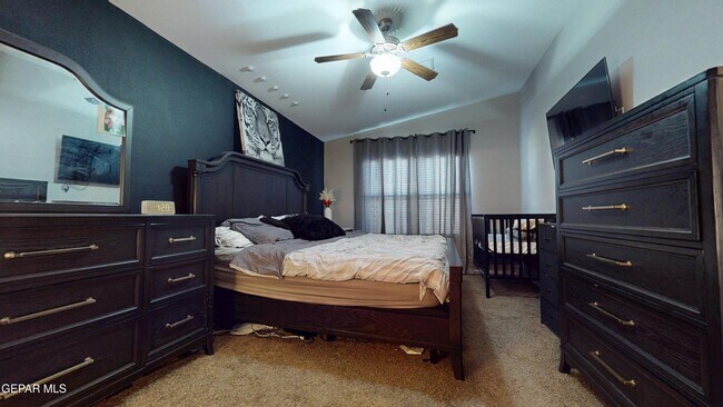 Building Photo - 12132 Mesquite Thorn Dr