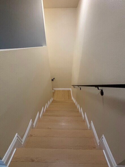 Building Photo - 522 W 51st St