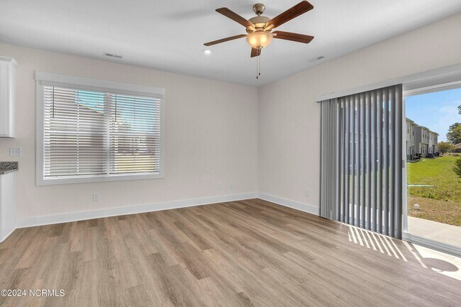 Building Photo - 6332 Beckington Dr