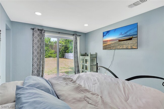 Building Photo - 1009 Ridge St