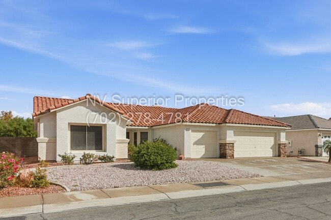 Building Photo - NW!! Single Story!!! 3 Car Garage!!  2 Masters!!! Low Maintenance desert landscape front yard!!  ...