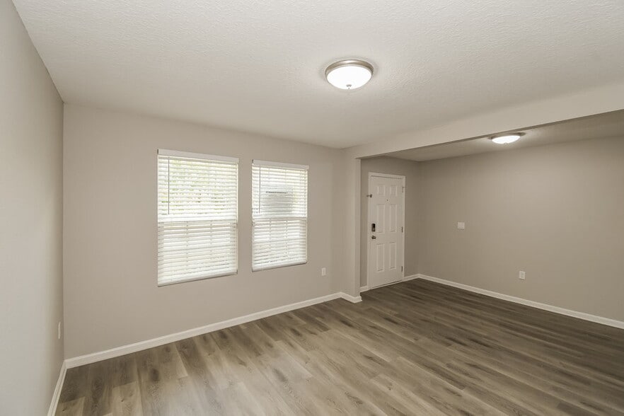Building Photo - 3059 Firethorn Ave