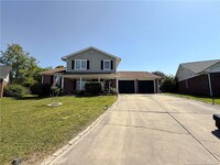 Building Photo - 815 Zapata Ln
