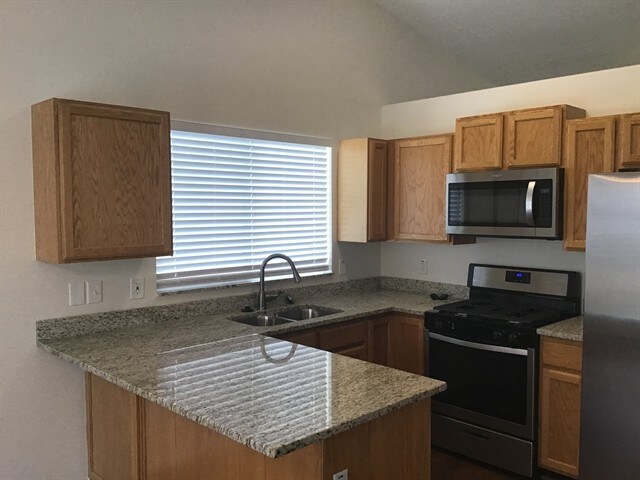 Building Photo - 5540 W Stone Blf Wy