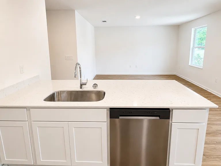 Building Photo - 1623 Trout Dr