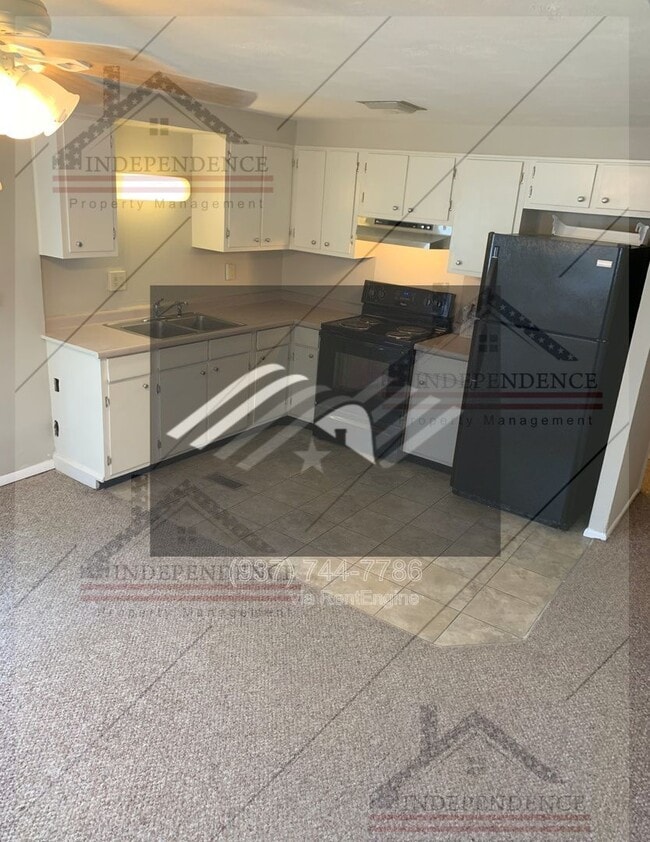 Building Photo - 219 Beardsley Rd