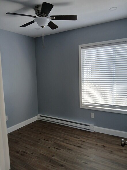 Building Photo - 228 Kearney Ave