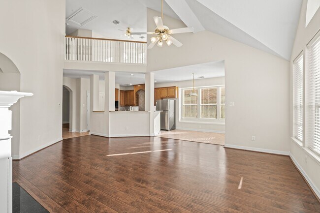 Building Photo - 5819 Brook Bend Dr