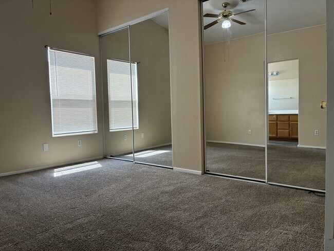 Building Photo - 3001 Johannan Ln