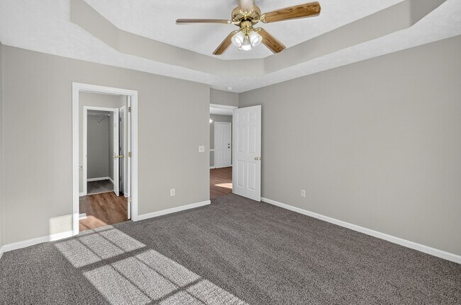 Building Photo - 2109 Dothan Dr