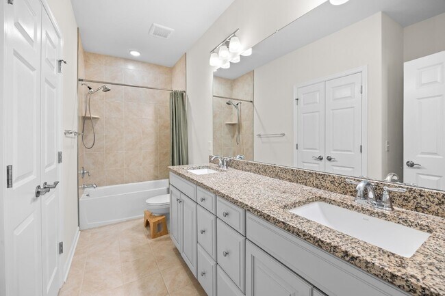 Building Photo - 11 Leahy Dr