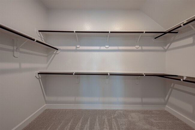 Building Photo - 30223 Gold Finch Pl