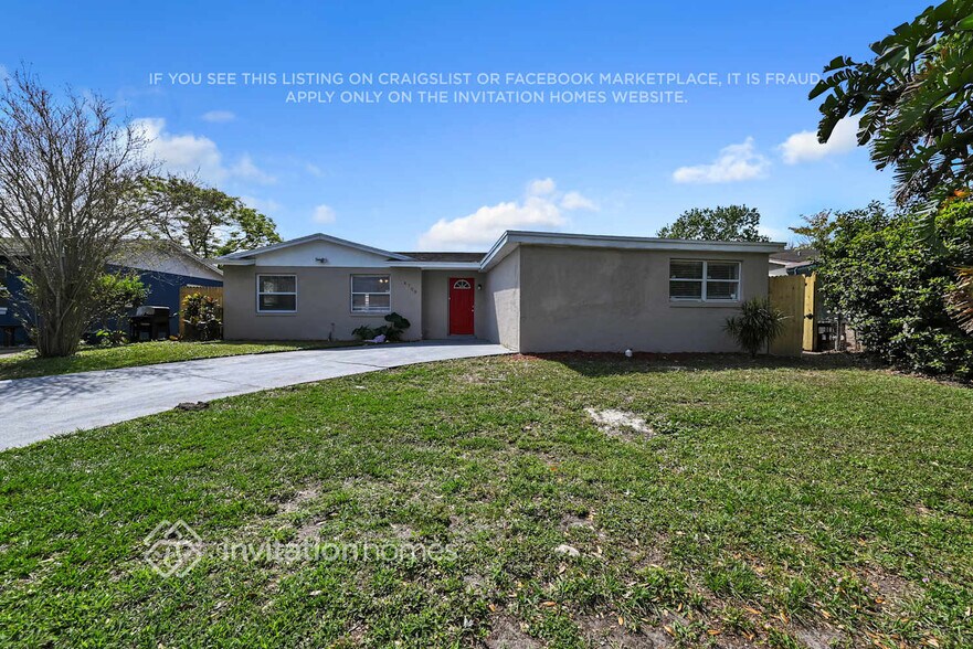 Building Photo - 4708 King Cole Blvd