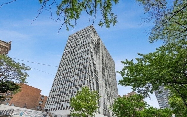Primary Photo - 444 W Fullerton Pkwy