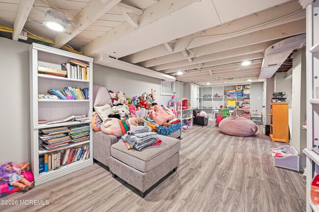 Building Photo - 57 Villa Pl