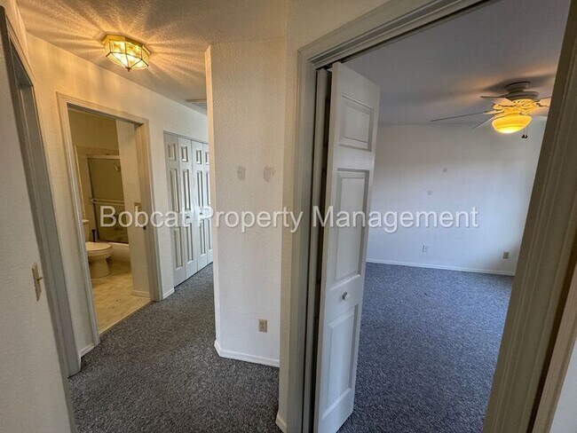 Building Photo - 4098 Quinn Dr