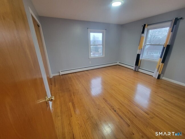 Building Photo - 94 Pullen Ave