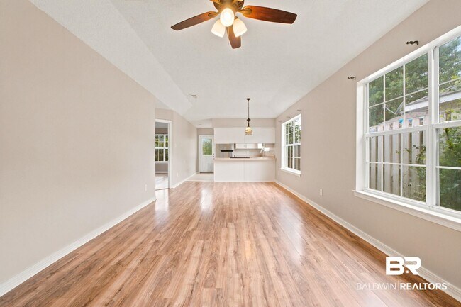 Building Photo - 7689 Audubon Dr