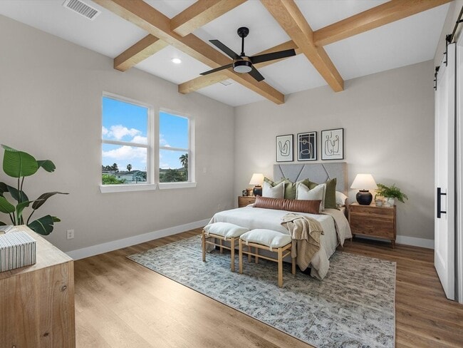 Building Photo - 1102 64th St