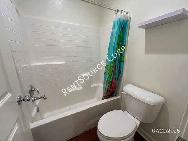 Building Photo - 45051 Marbella St