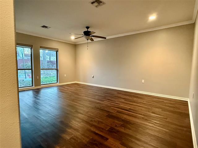 Building Photo - 3815 Holly Ridge Dr