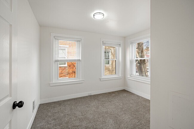 Building Photo - Renovated 4BR Rental in the Heart of West Chester Borough