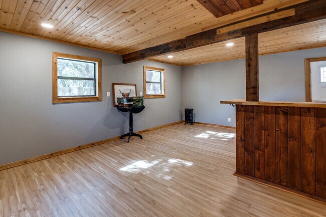 Building Photo - Hallmark