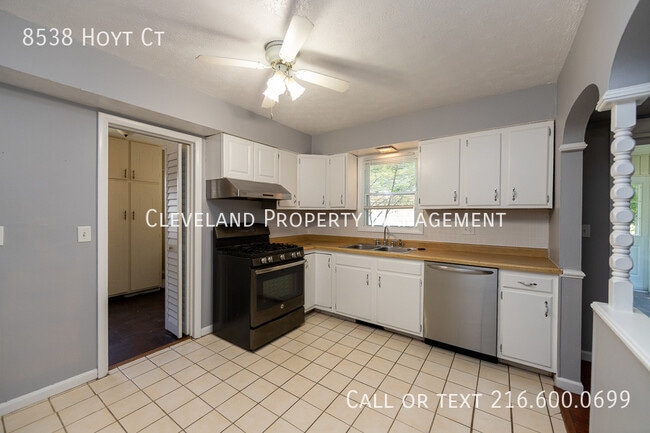 Building Photo - 8538 Hoyt Ct