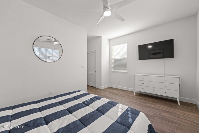 Building Photo - 10270 Gold Mine Dr