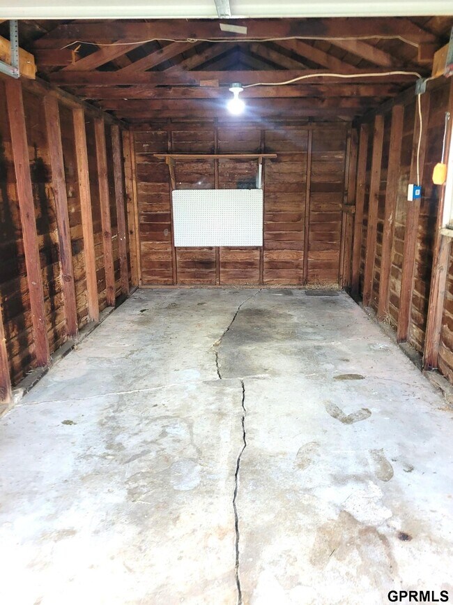 Building Photo - 2304 Van Buren St