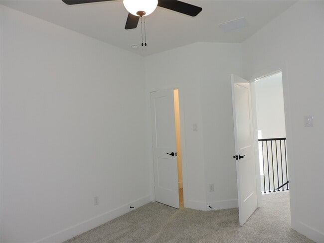 Building Photo - 12846 Meadow Wind Wy