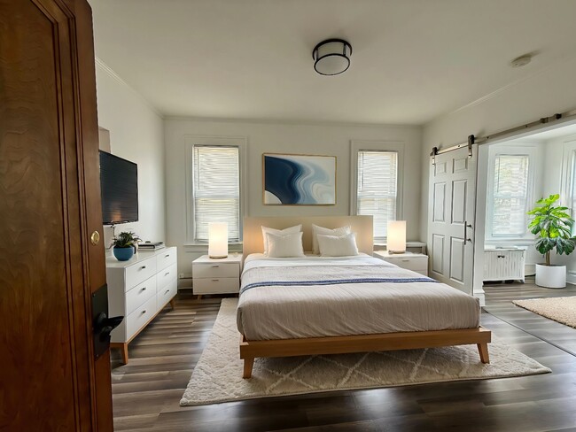 Building Photo - 78-52 85th St