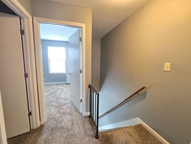 Building Photo - 351 Peabody Dr