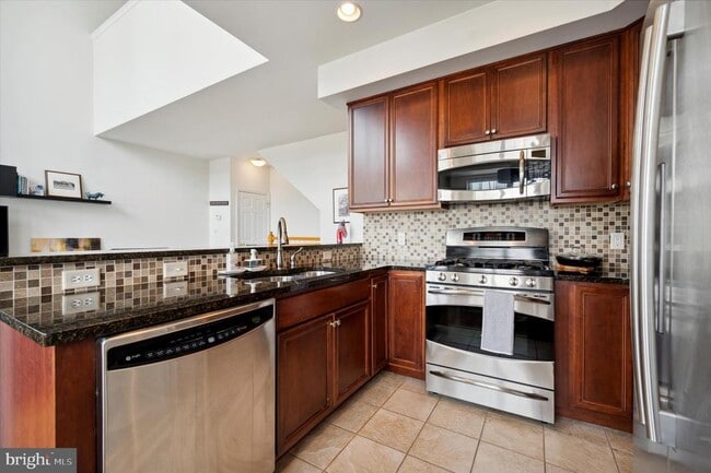 Building Photo - 3207 Capri Dr