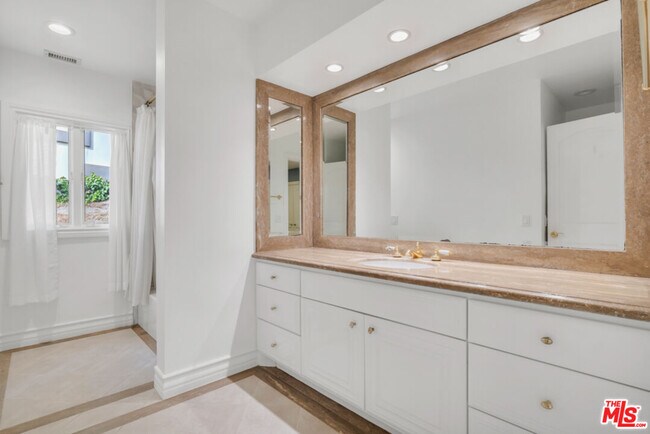Building Photo - 10557 Rocca Pl