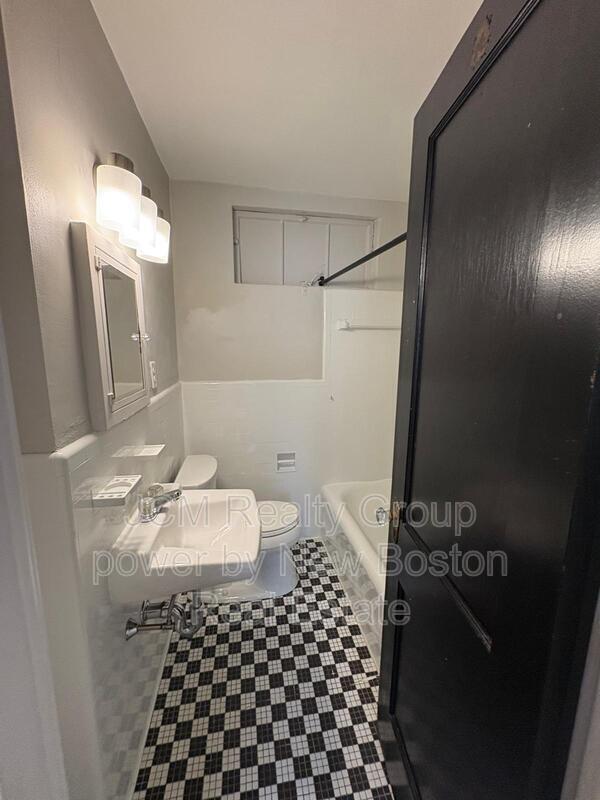 Building Photo - 40 Butler Rd