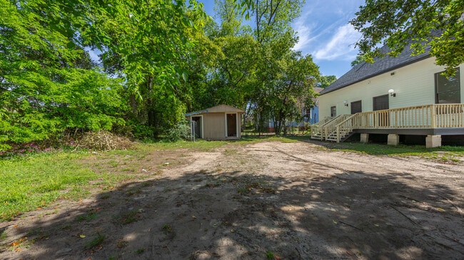 Building Photo - 2807 Beacon Ave