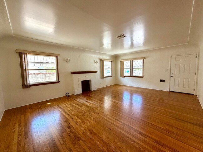 Building Photo - 4511 52nd St