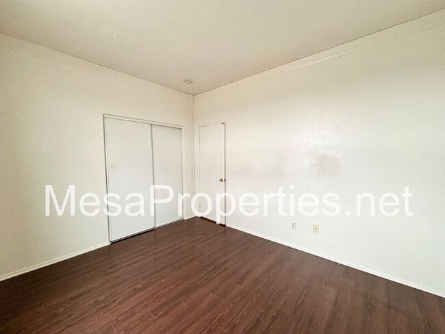 Building Photo - 12261 Luna Rd