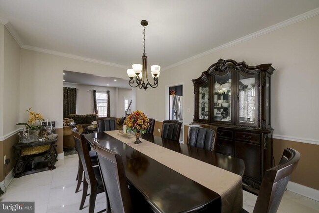 Building Photo - 601 Crossover Ct