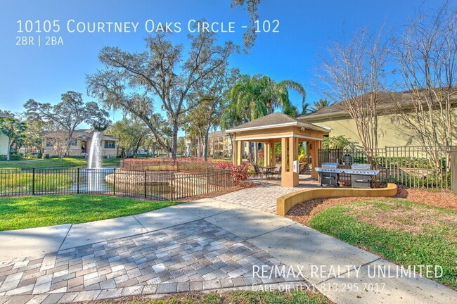 Building Photo - 10105 Courtney Oaks Cir