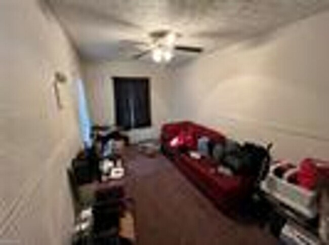 Building Photo - 2118 Denison Ave