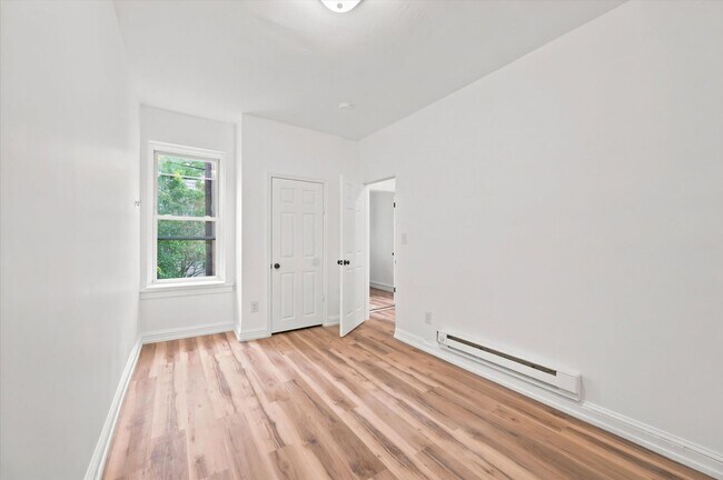 Building Photo - 5135 Folsom St