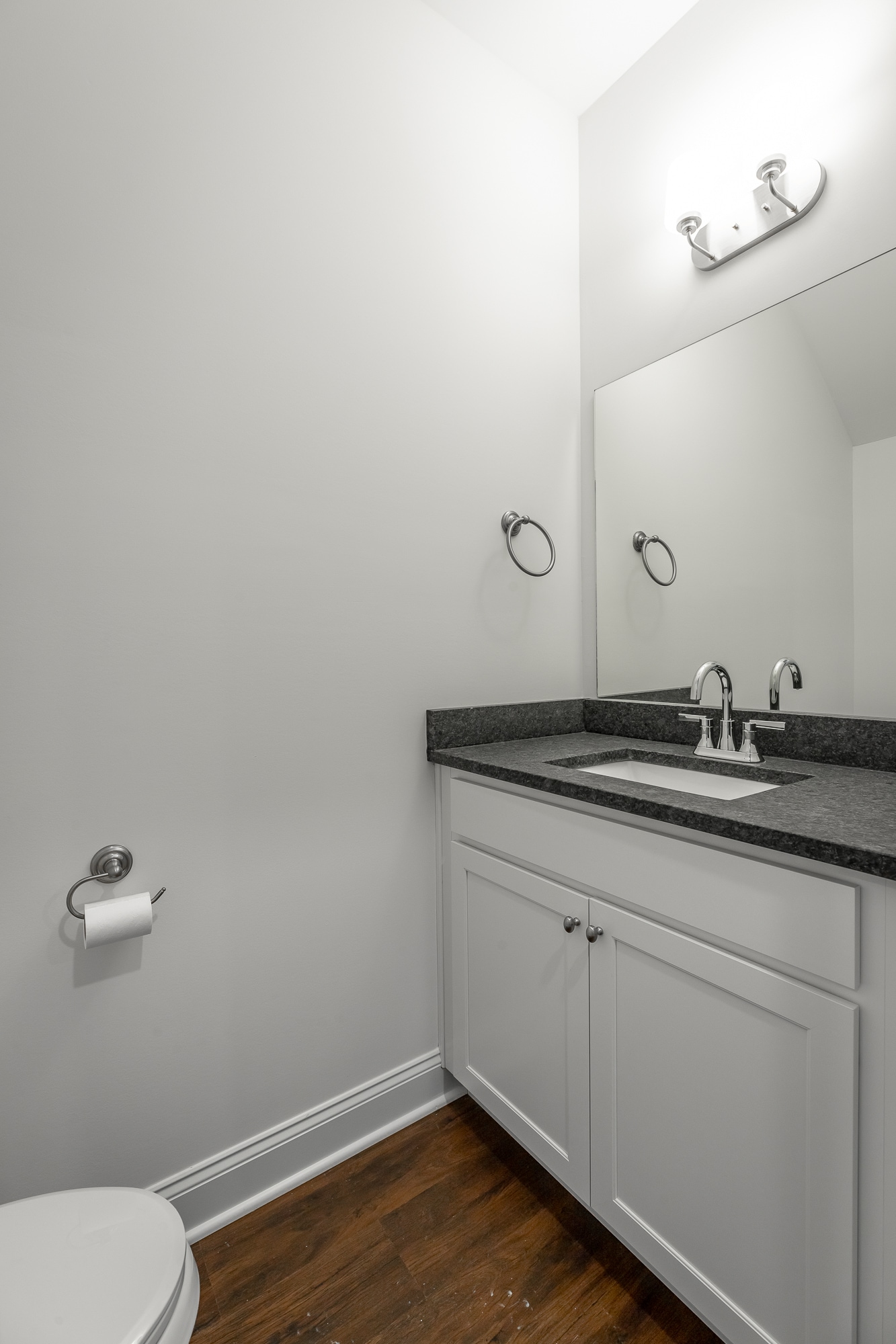 Building Photo - 5559 Stream Ln