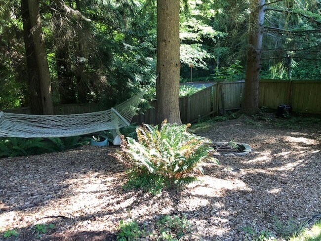 Building Photo - Beautiful 3 Bedroom 2 Bath Home in Mukilteo!