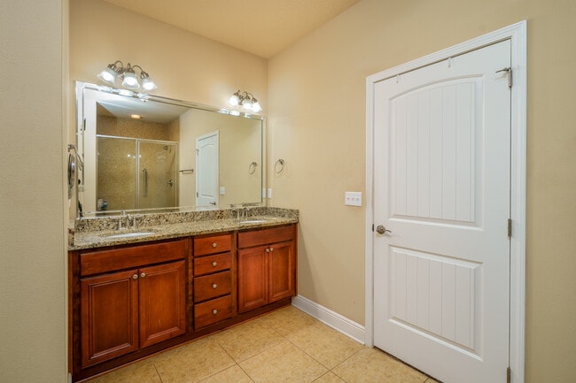 Building Photo - 12808 Merial Waters Pass