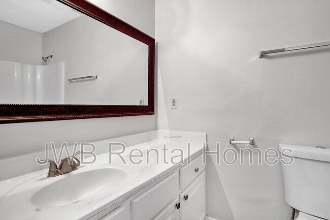 Building Photo - 10825 Key Haven Blvd
