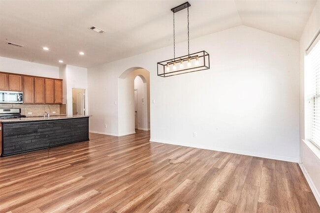 Building Photo - 3094 Camden Park Ln