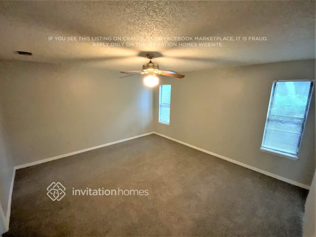 Building Photo - 12660 Beaubien Rd