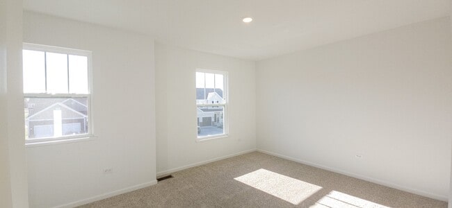 Building Photo - 3756 Fender St